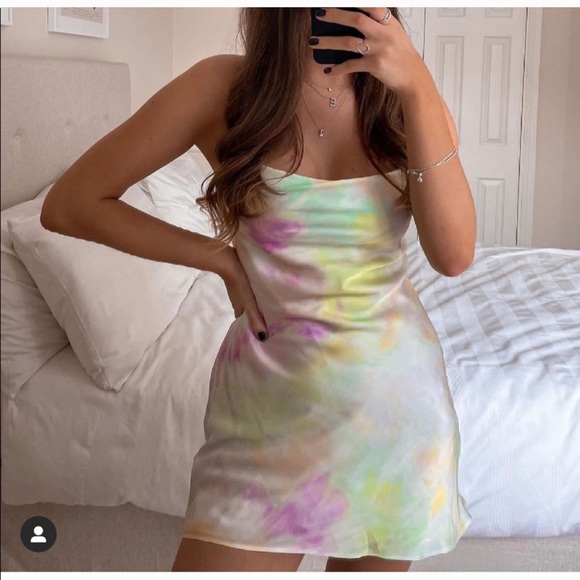 ZARA SATIN MINI DRESS DIE TYE BLOGGER’S FAVORITE - Picture 10 of 10